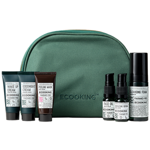 ECOOKING - 50+ Starterkit (Toilettasken indeholder: Renseskum 50 ml 50+ - Serum 10 ml - Ansigtsolie 10 ml - Vågn Op Creme 15 ml - Godnat Creme 15 ml - Peel Maske 15 ml - Alt I én Balm 15 ml - Vådservietter Parfumefri 10 stk.)