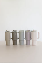 Indlæs billede til gallerivisning AYA&amp;IDA - Thermo Cup with Straw - Light Grey - 885ML
