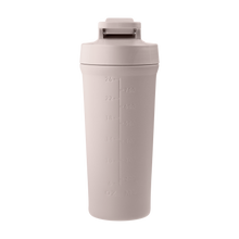 Indlæs billede til gallerivisning AYA&amp;IDA - Shaker Bottle - Soft Rose - 750ML (Den lille bold, til at mixe proteinpulveret med, medfølger)
