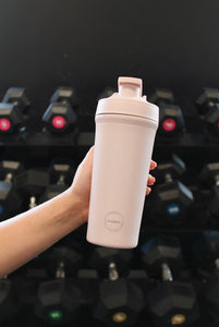 AYA&IDA - Shaker Bottle - Soft Rose - 750ML (Den lille bold, til at mixe proteinpulveret med, medfølger)